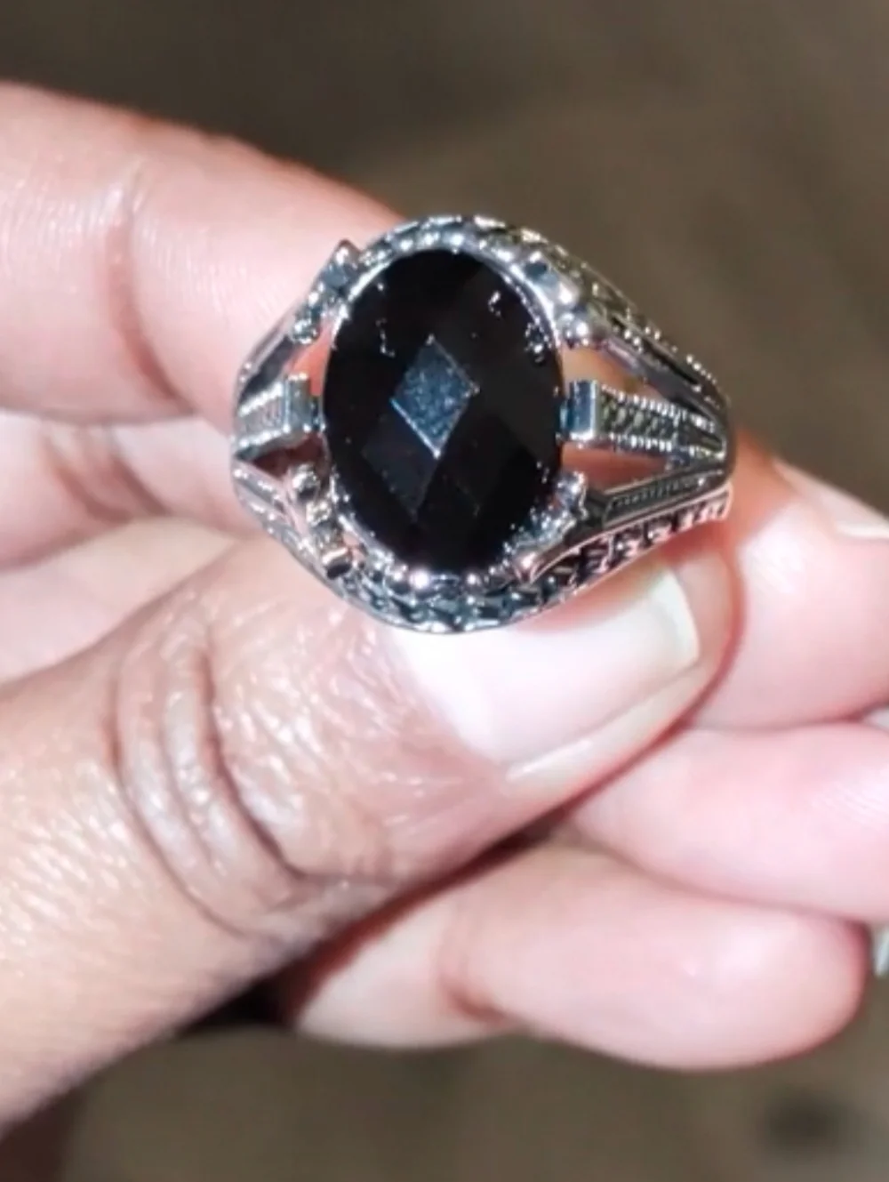 Men’s Black Simulated Onyx Ring Silver Plated Size 10 Oval Statement Gothic Ring